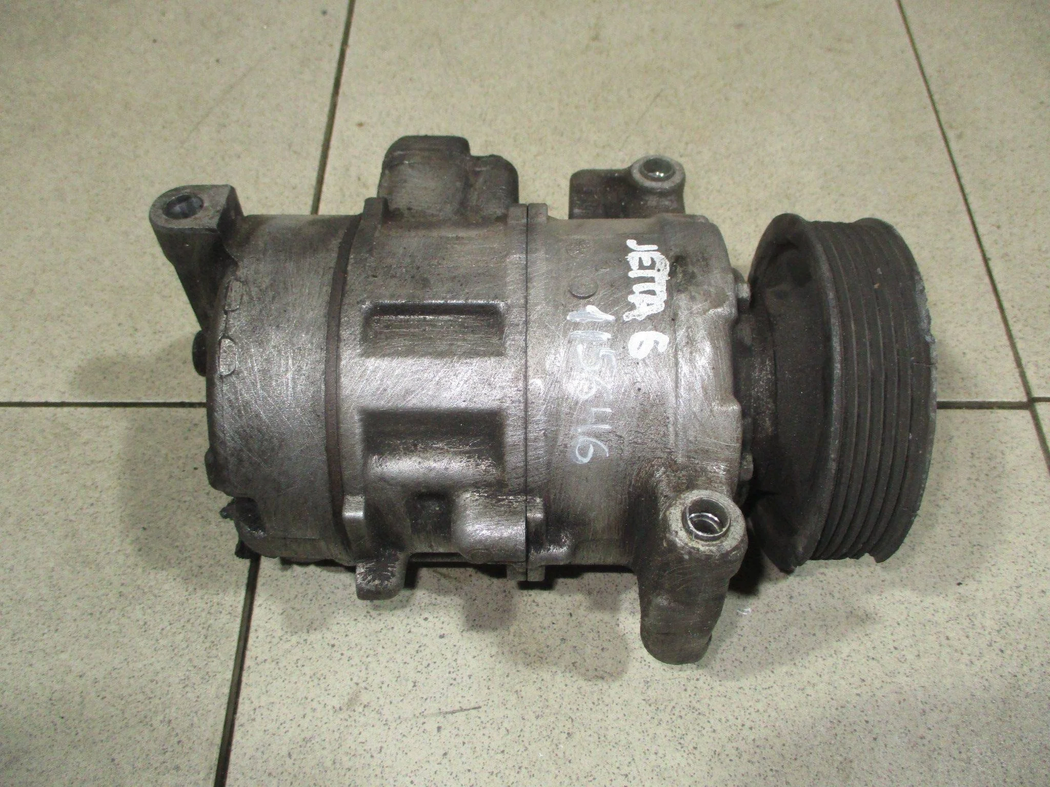 компрессор кондиционера VW Jetta VI (1B) 2011-2017