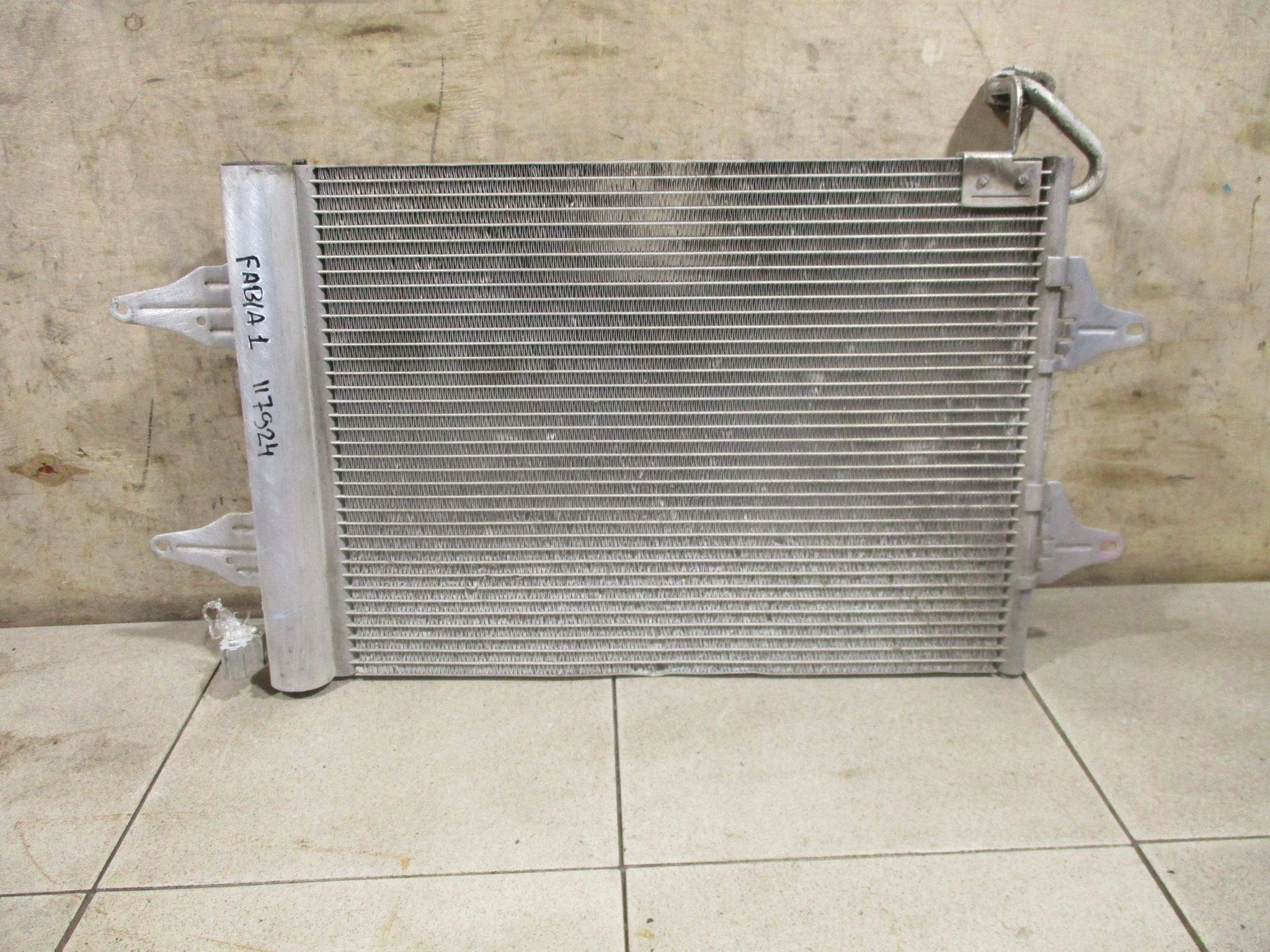 Радиатор кондиционера (конденсер) Skoda Fabia I (6Y) 1999-2007