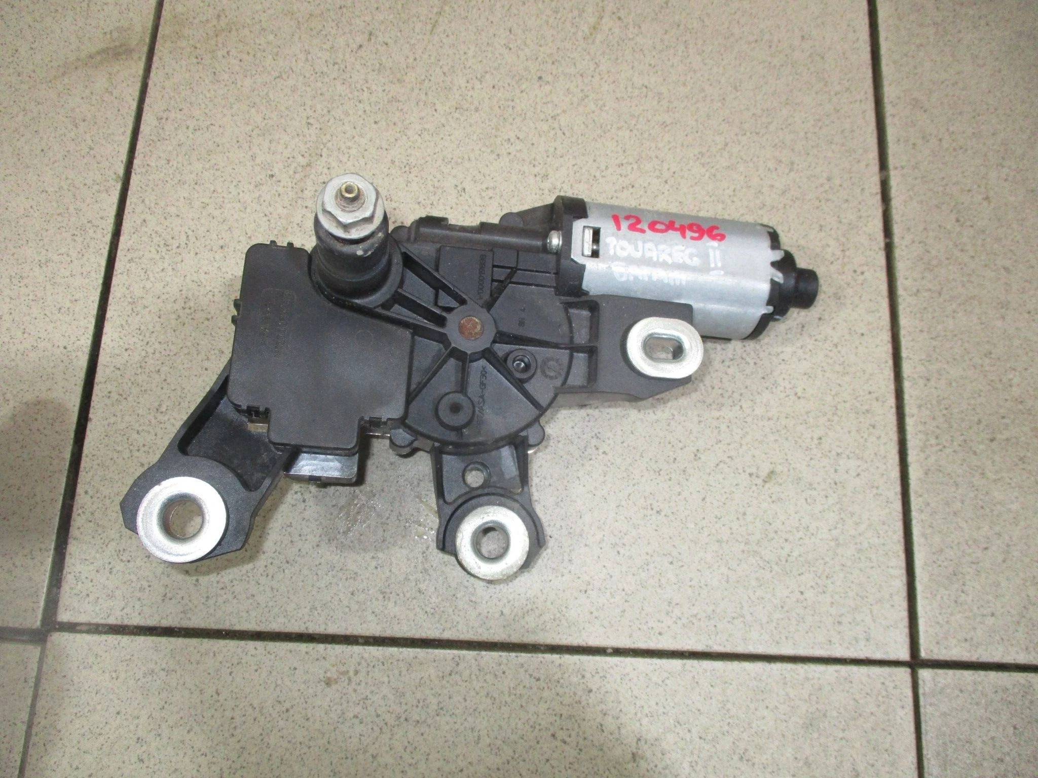 моторчик стеклоочистителя VW Touareg II (7P) 2010-2018