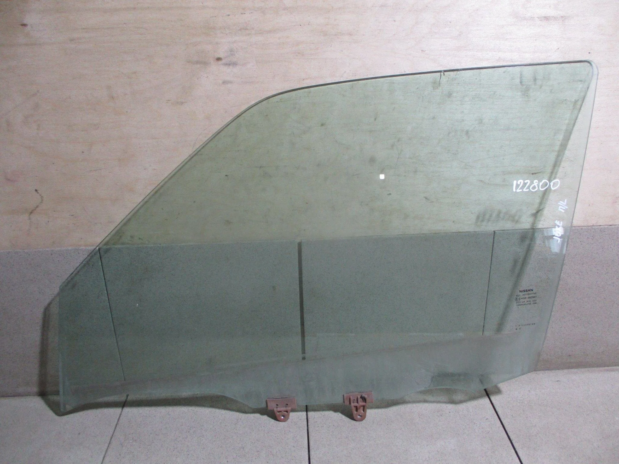 стекло двери Nissan Juke (F15) 2011-2019
