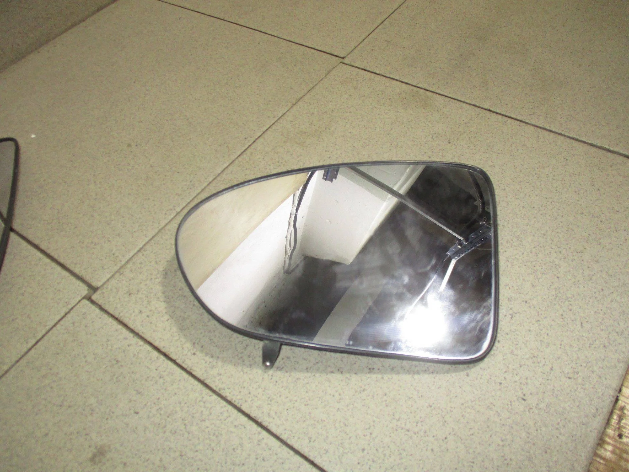 стекло зеркала Nissan Qashqai (J10) 2006-2013