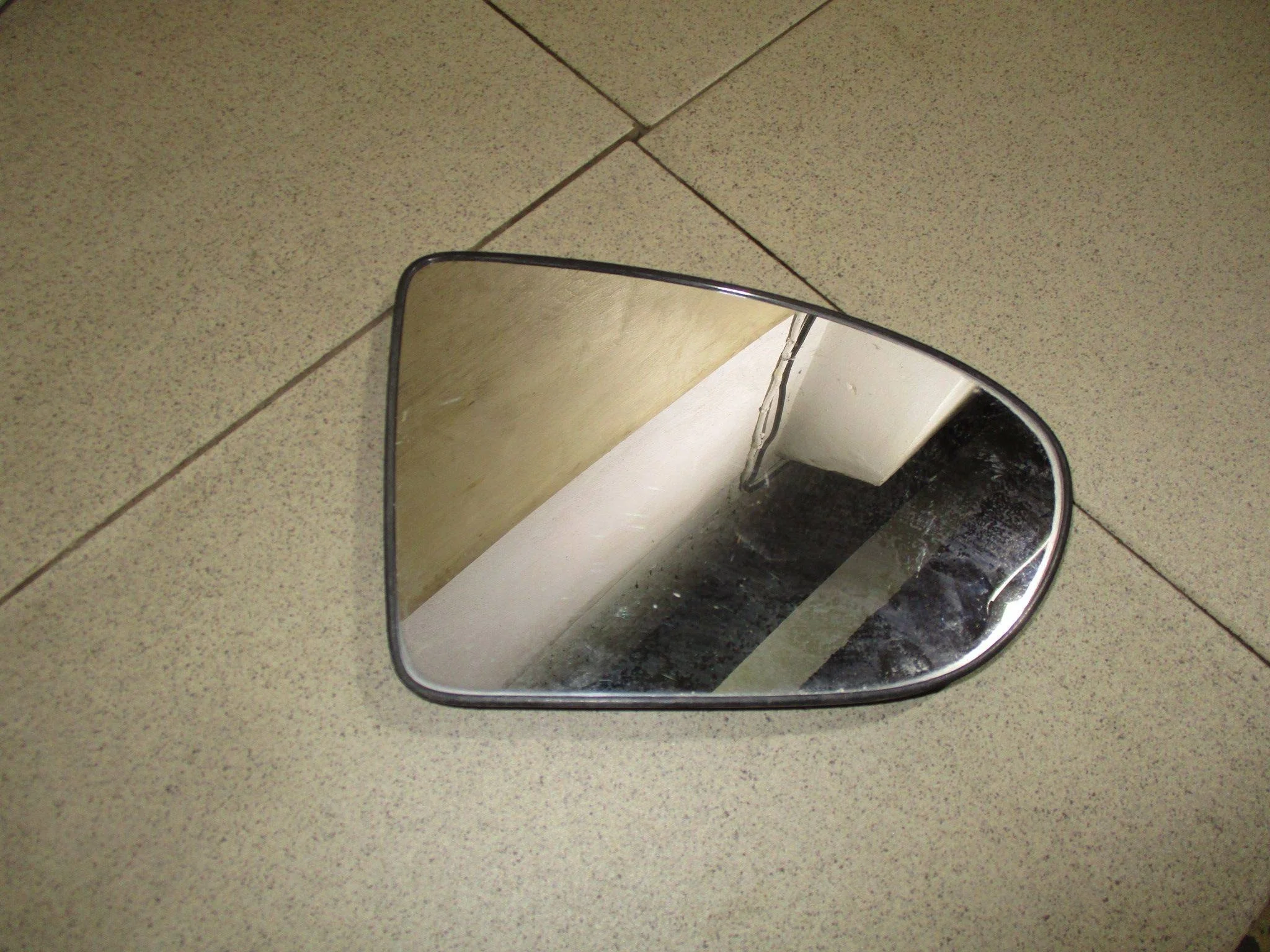 Стекло зеркала правое Nissan Qashqai (J10) 2006-2013