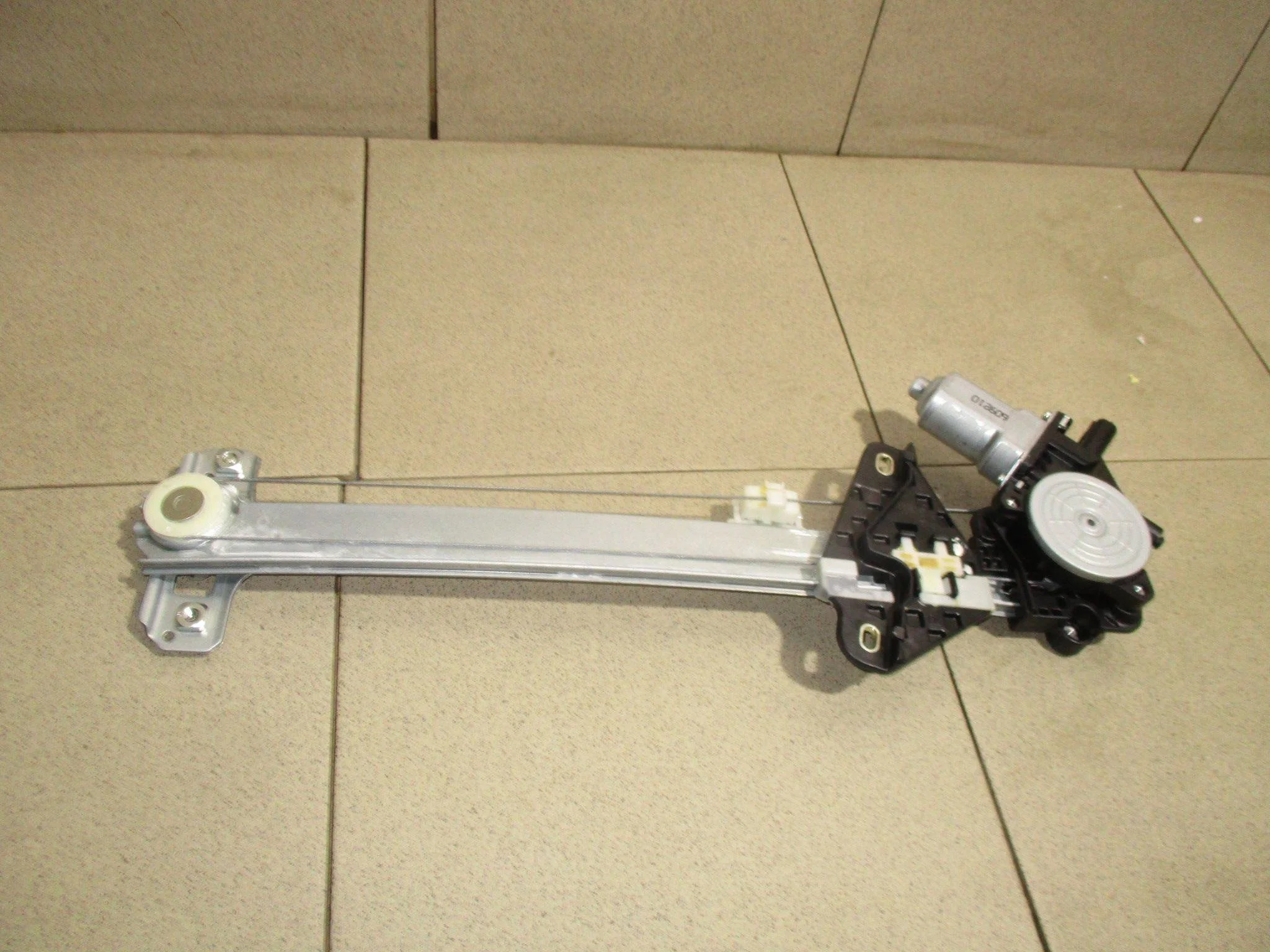 стеклоподъемник электр. Honda CR-V III 2007-2012