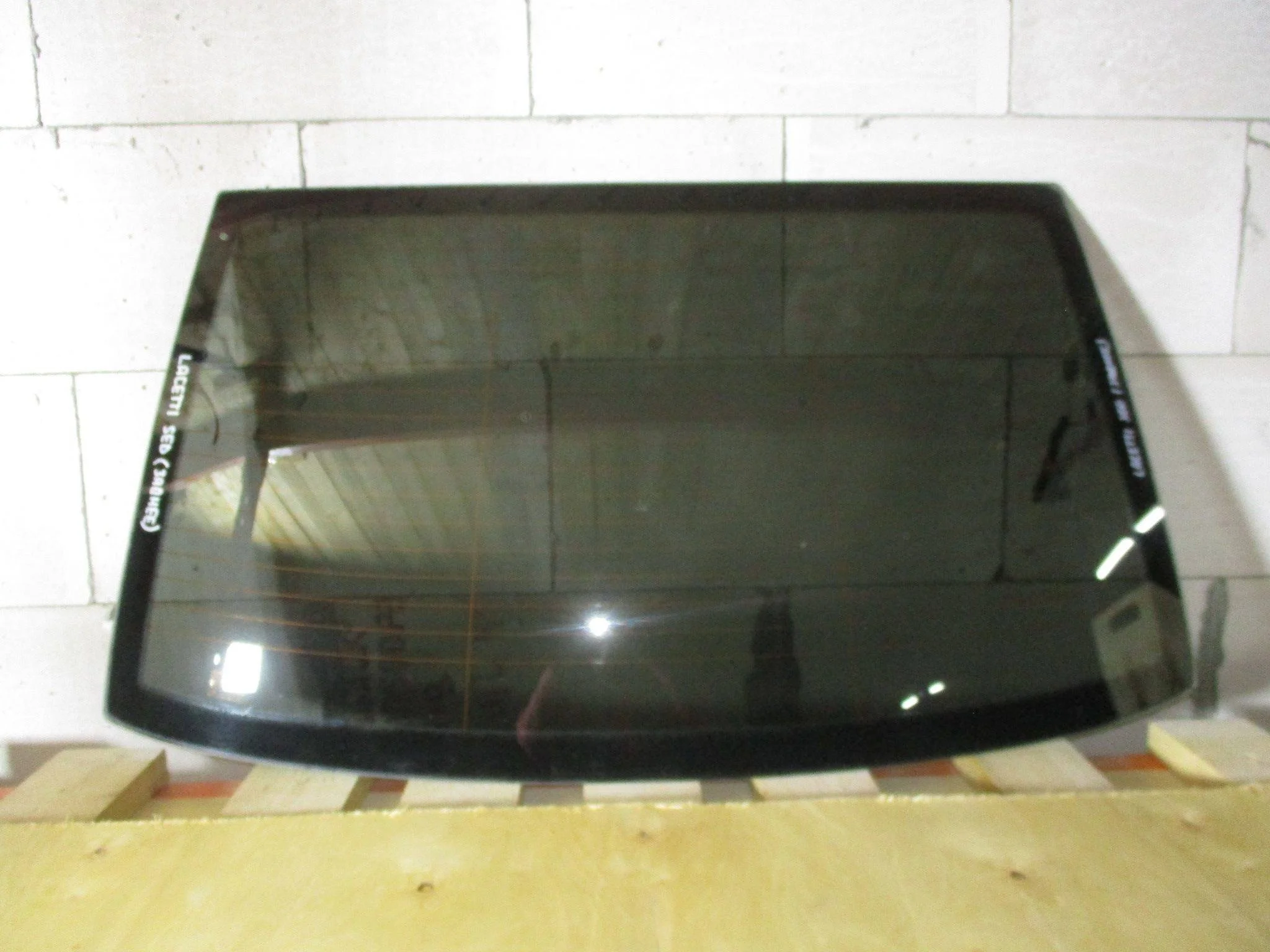 стекло Chevrolet Lacetti (J200) 2002-2013