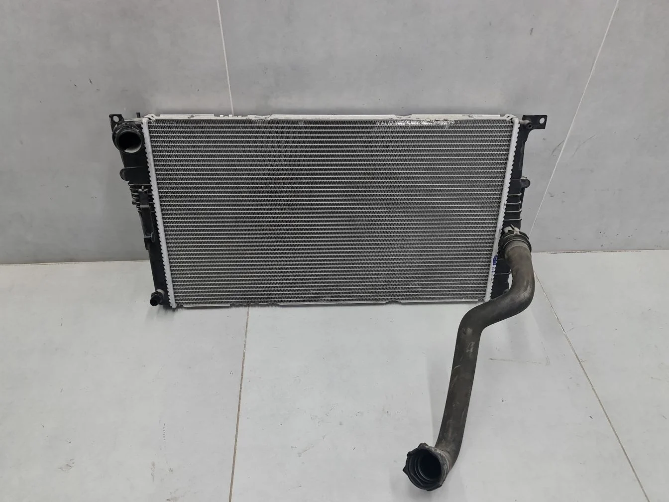 Радиатор основной охлаждения двигателя для BMW 3 F30 2011-2018