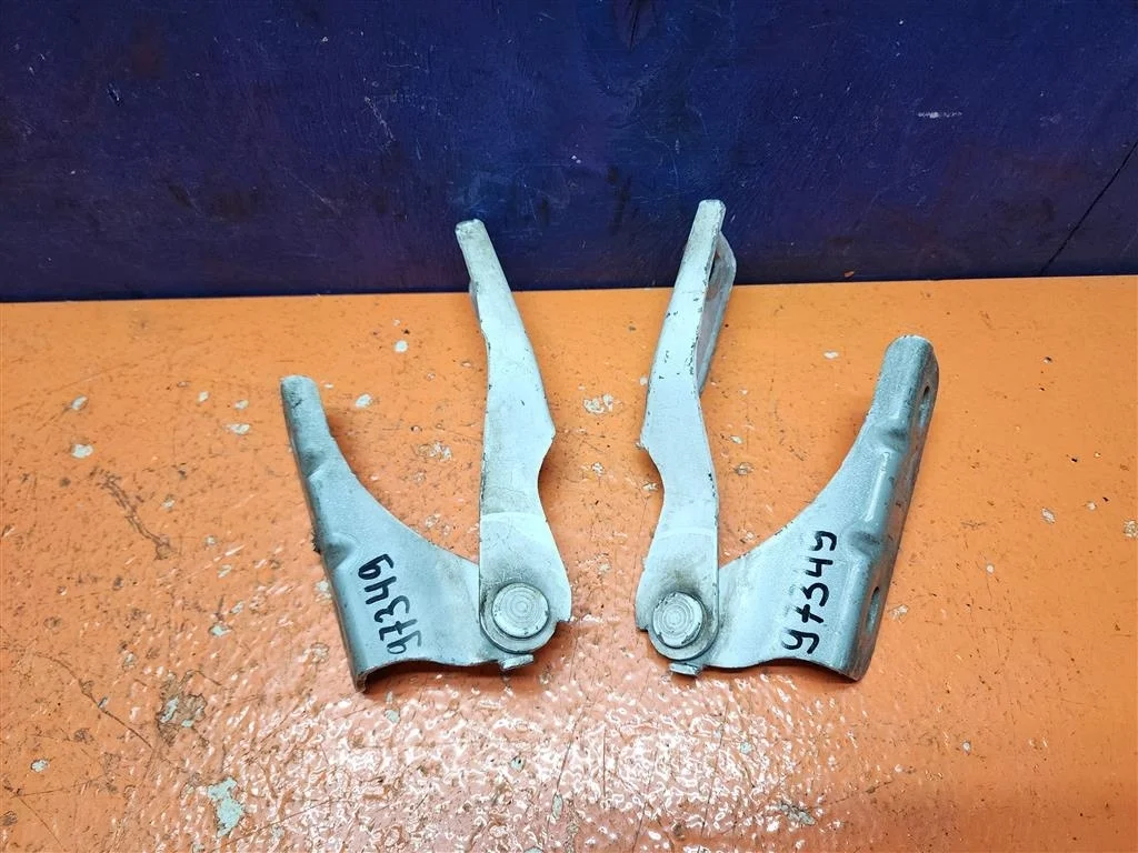 Петли капота Transit 7 2006-2014 1405814 1405813