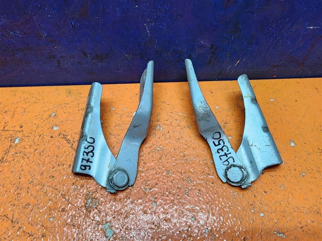 Петля капота левая правая Ford Transit 7 2006-2014