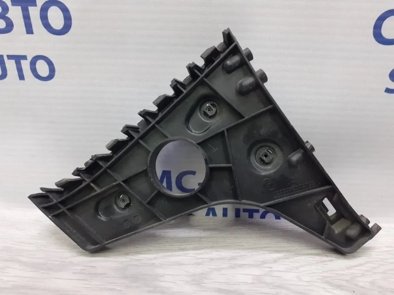 Кронштейн бампера Audi A7 2012 4G8807454A C7 3.0 CGW, задний правый