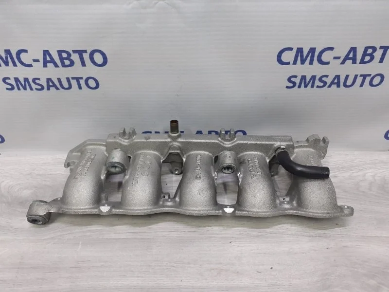 Коллектор выпускной Volvo V40 Cross Country 2014 31338645 V40 2.0