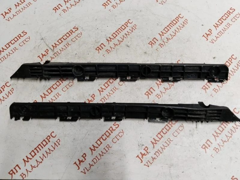Крепление бампера заднее Toyota Camry ACV40 2AZ