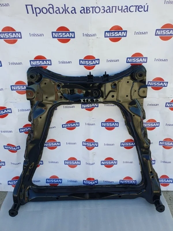 Подрамник двигателя Nissan X Trail 2016 544004CL0C T32 MR20DD, передний