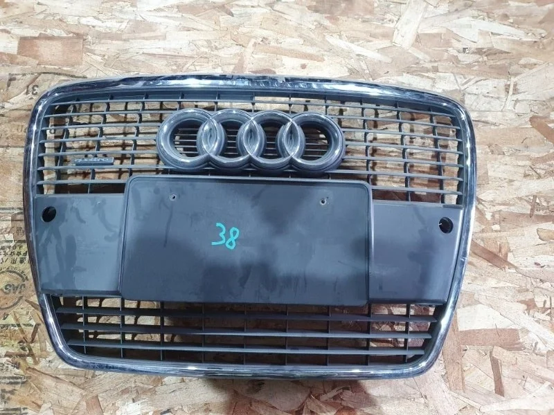 Решетка радиатора Audi A6 2004-2008 C6