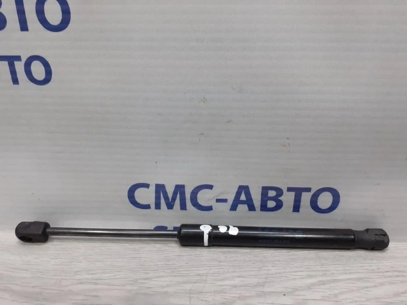 Амортизатор капота Audi A7 2011 4G8823359A C7 3.0 CGW