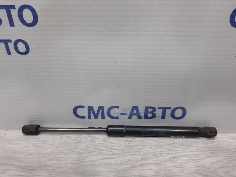 Амортизатор капота Audi A6 2015 4G8823359A C7 2.0T CYP
