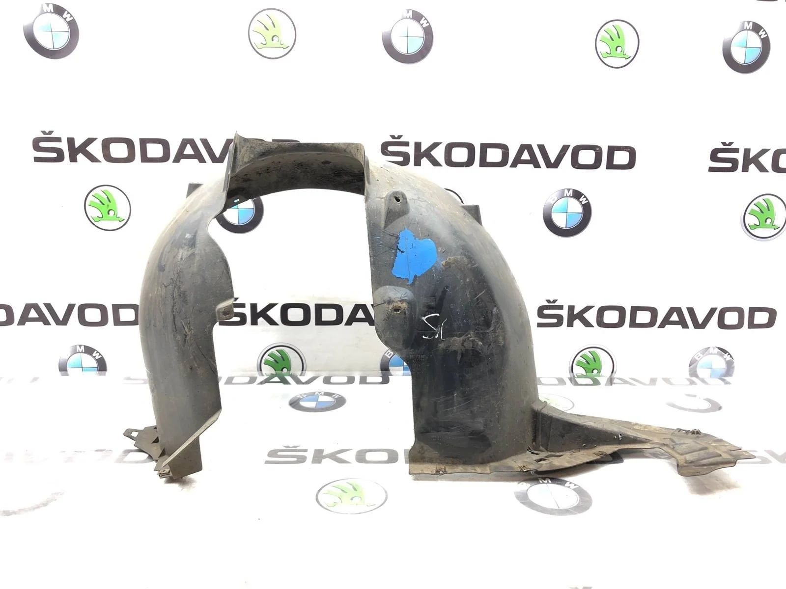 Подкрылок Skoda Octavia 2014 5E0809957D A7 (5E) 1.6 TDI CLH, передний левый