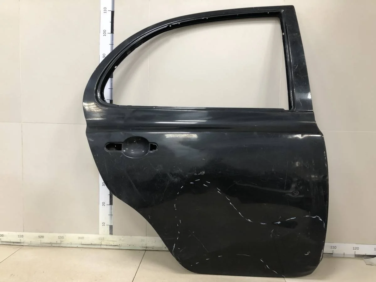 Дверь задняя правая Nissan Micra K12 2002-2010