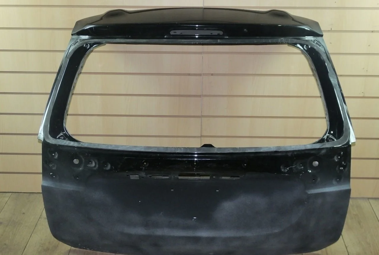 Крышка багажника Mitsubishi Outlander 3