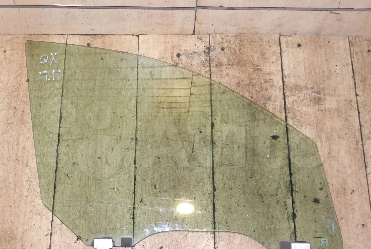 Стекло передней правой двери  Infiniti QX70,FX S51