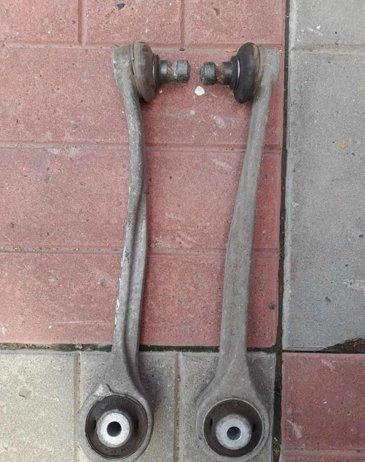 Рычаг подвески передний верхний Audi A5,A5,S5