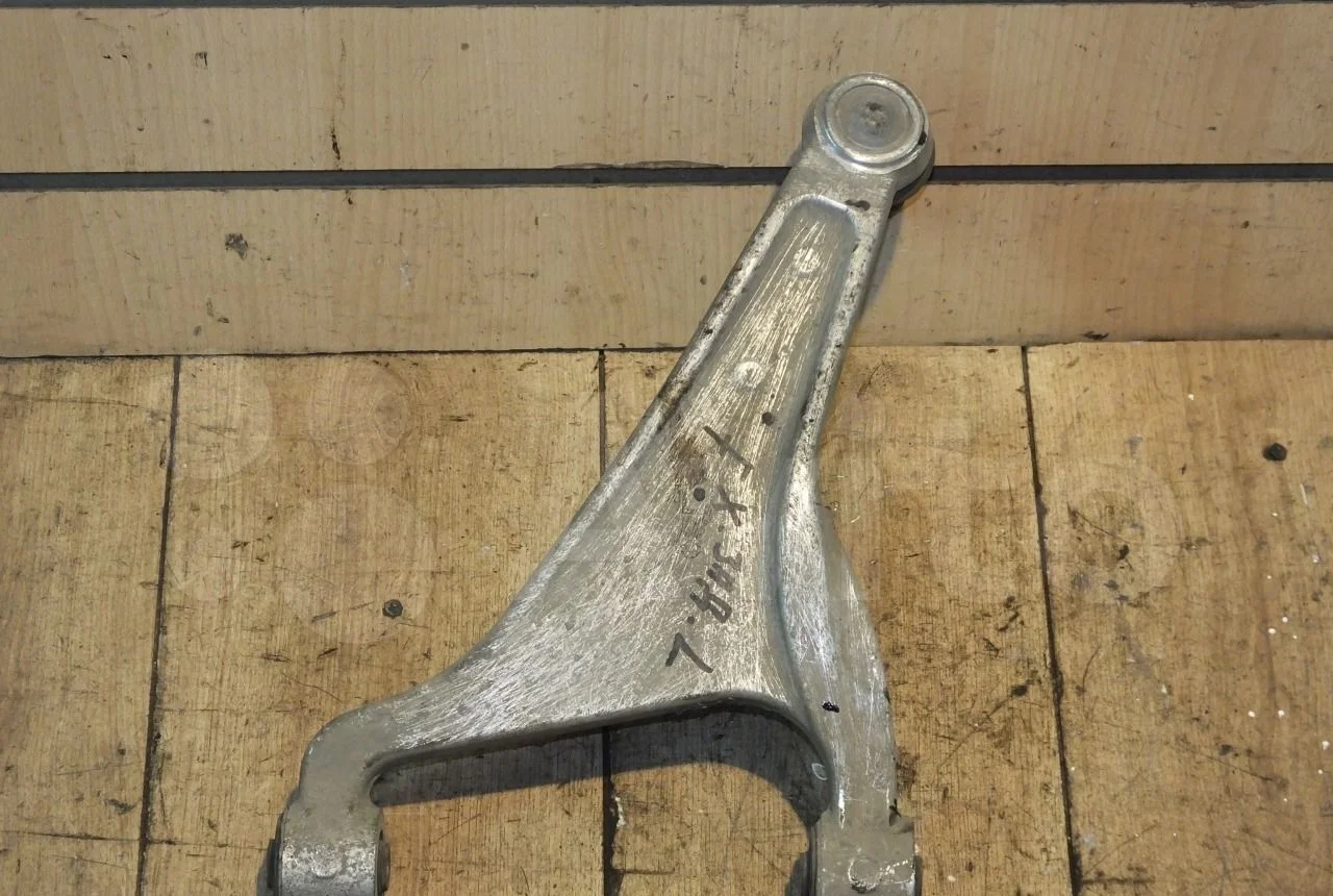 Рычаг задний верхний левый Infiniti FX,QX70,S51