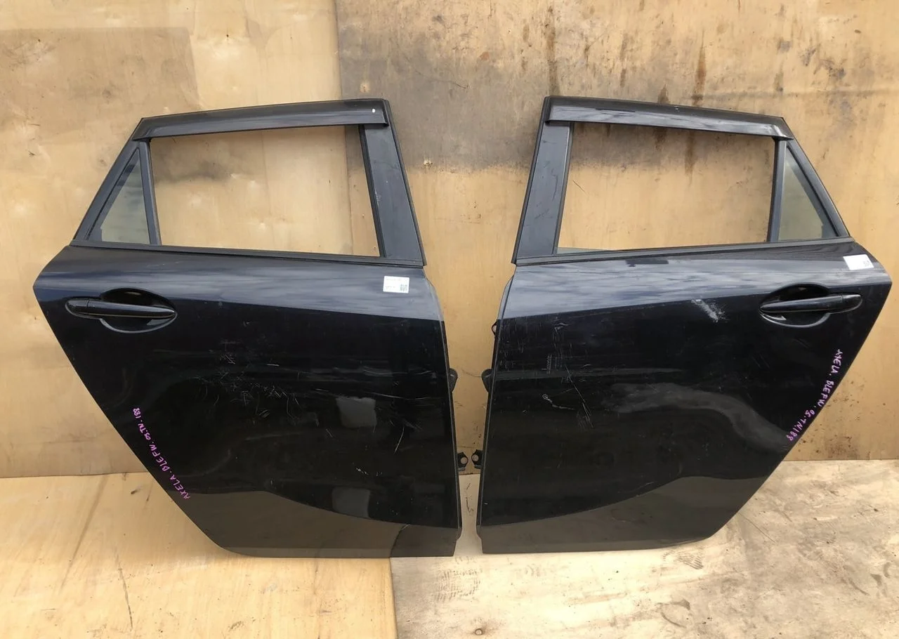 Двери задние Mazda 3 BL хэтчбек