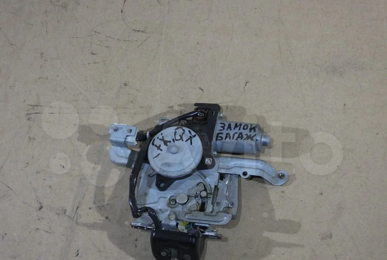 Замок крышки багажника Infiniti FX,QX