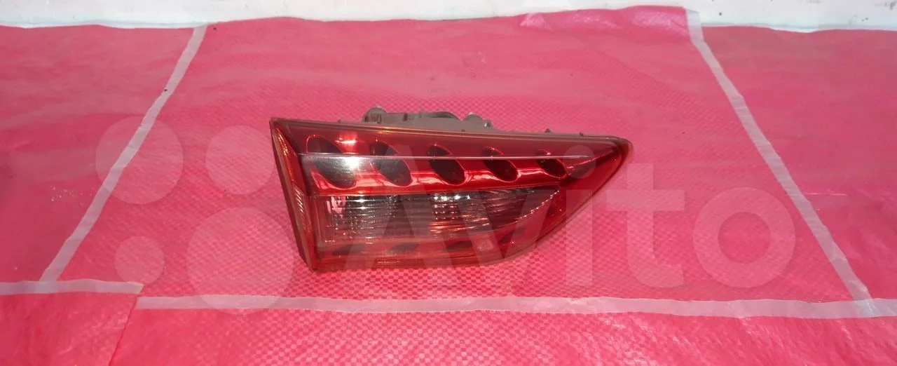 Фонарь внутренний Infiniti FX / S51