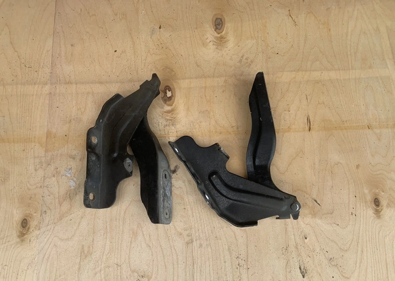 Петли капота Infiniti QX56/80,Z62 2010-2013г