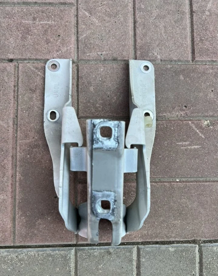 Петли капота Nissan Teana J32 2008-2011г