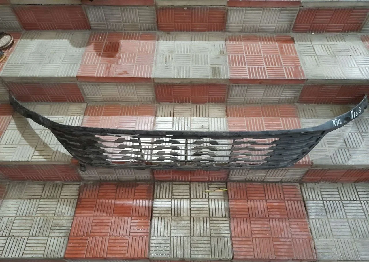 Решетка радиатора Kia Rio 2011-2015г