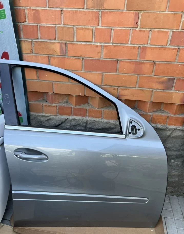 Дверь Mercedes ML W164 2008-2011г