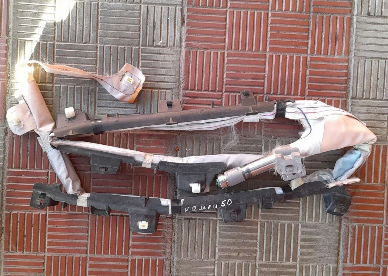 Шторка безопасности Toyota Camry 50 55 2009-2011г