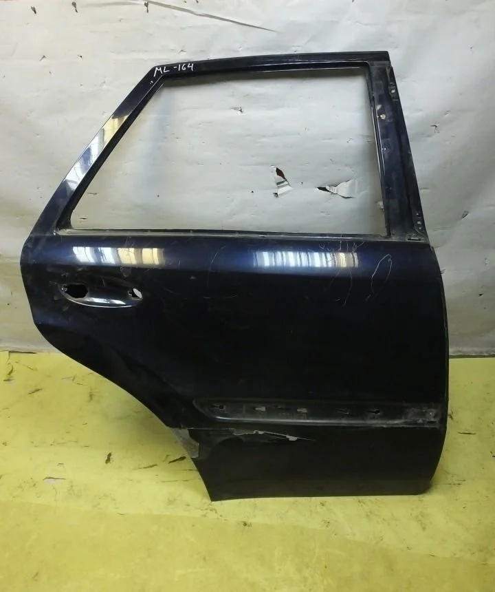Дверь задняя правая Mercedes-Benz ML 2008-2011г