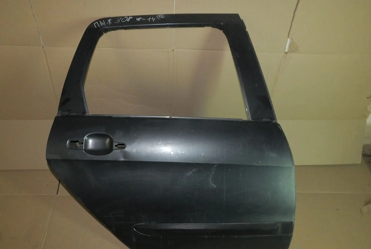 Дверь задняя правая Peugeot 308 2008-2014г.