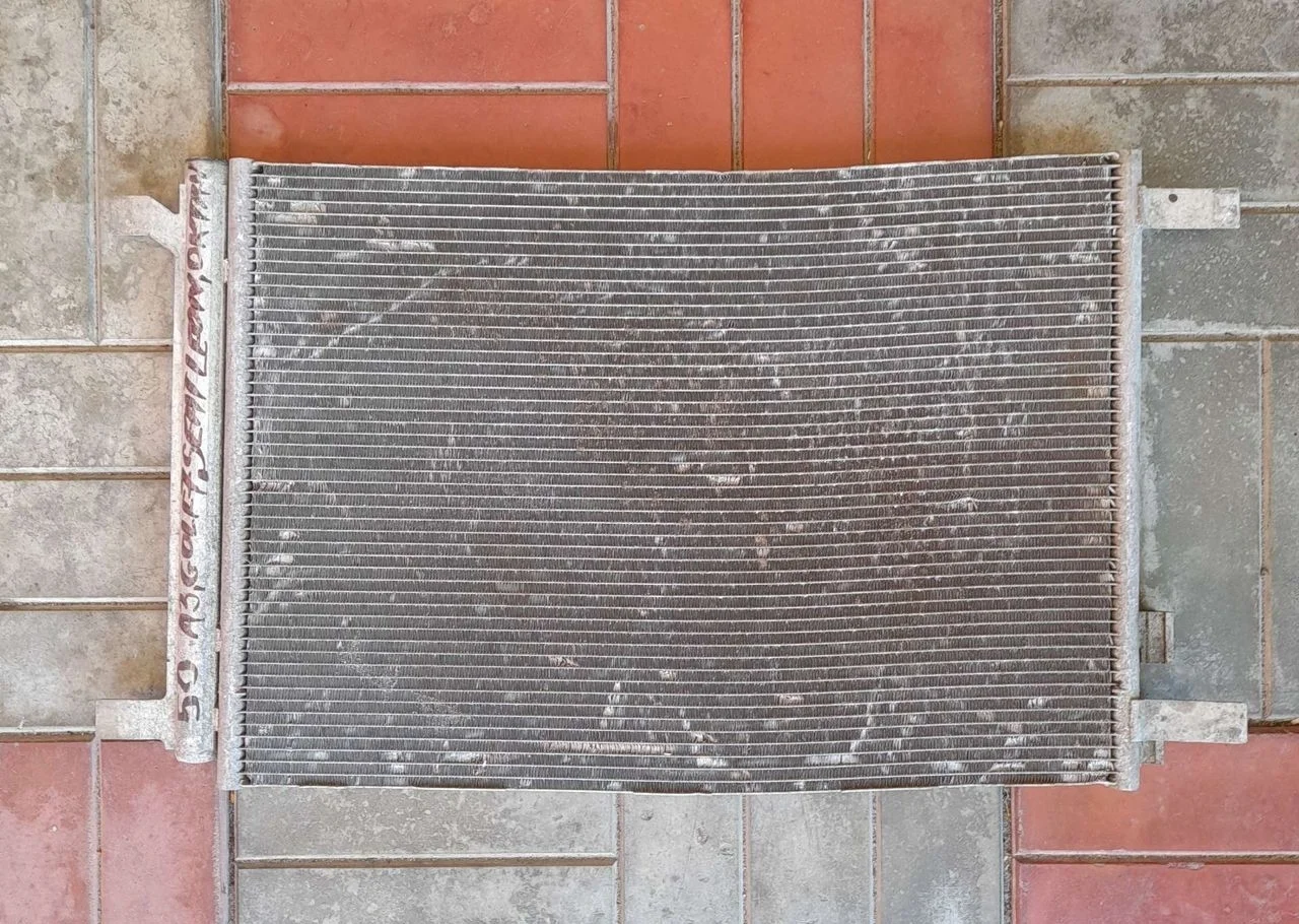 Радиатор масленый Volkswagen Polo