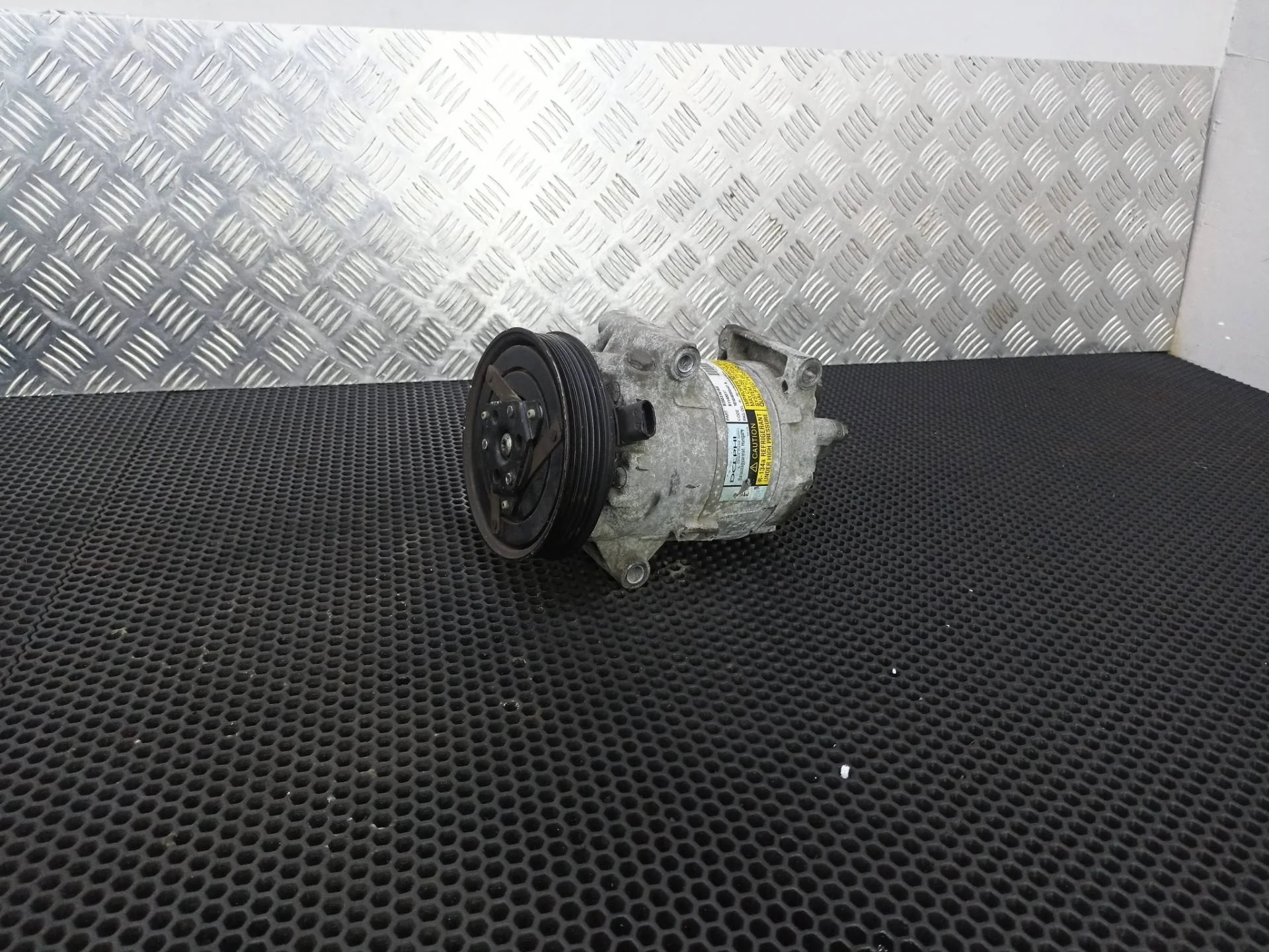 Компрессор кондиционера Renault Scenic 2 рест.