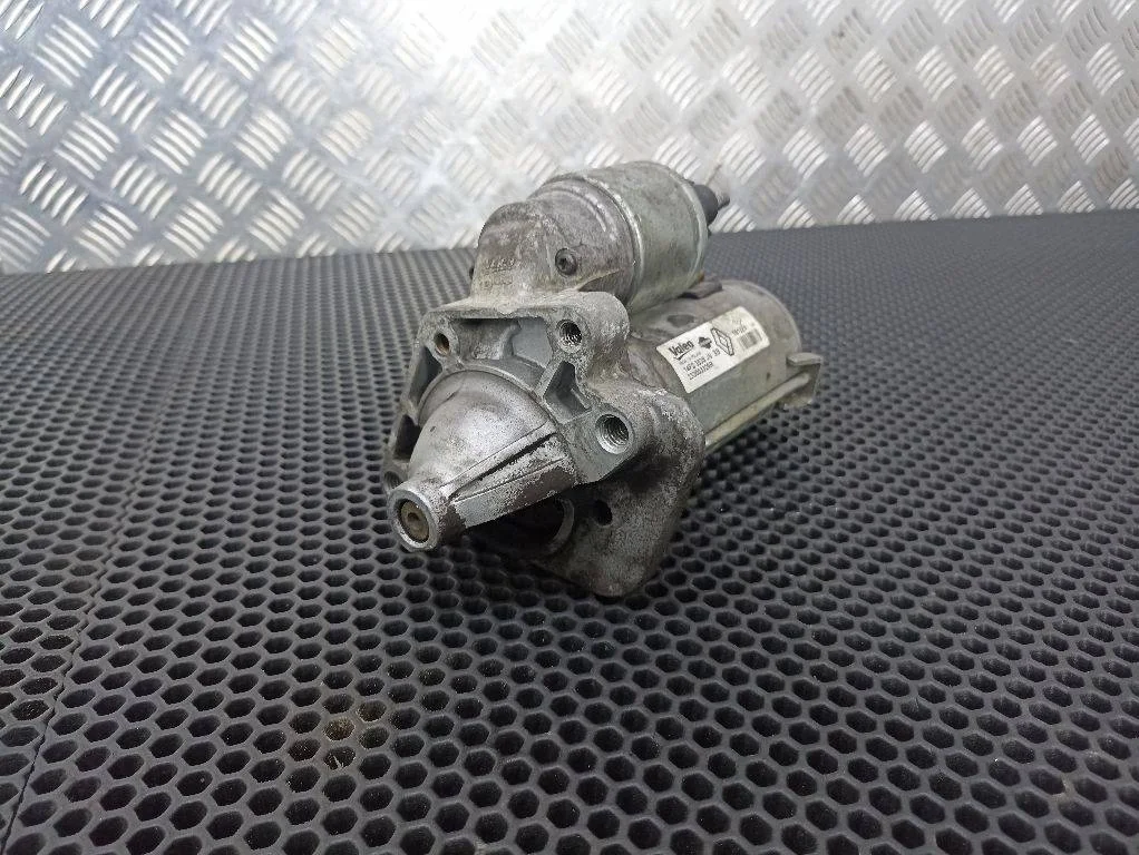 Стартер Renault Laguna 3 2012 233003329R