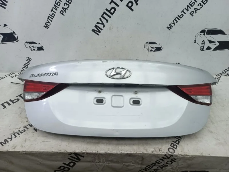 Крышка багажника Hyundai Elantra 5
