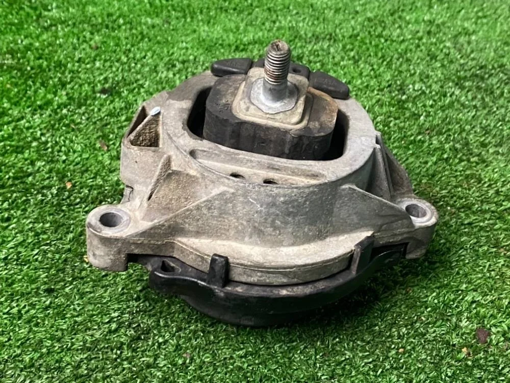 Подушка двигателя BMW 328xi F30