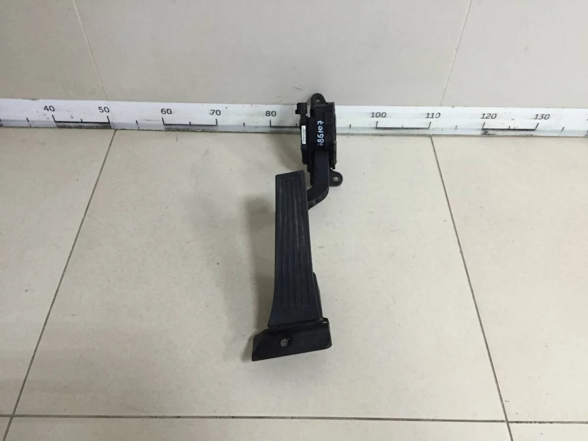 Педаль газа Kia Sportage 3 SL 2010-2015