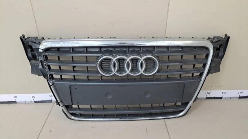 Решетка радиатора Audi A4 B8 2007-2015