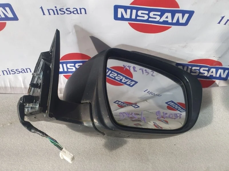 Зеркало заднего вида боковое Nissan X Trail 2015 963014CA6A T32 R9M, переднее правое