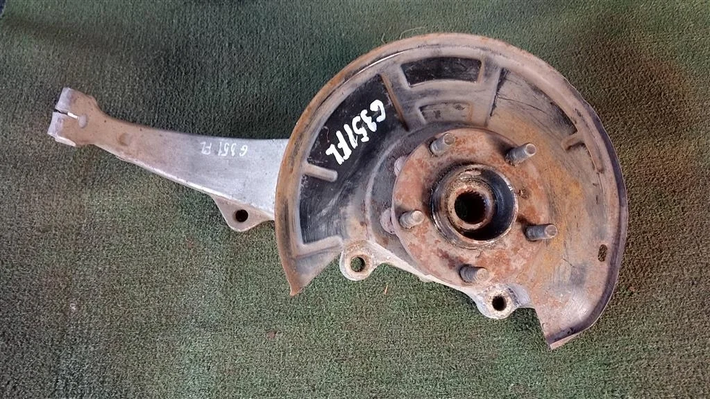 Б.у. кулак поворотный INFINITI G35/G37 INFINITI G35/G37