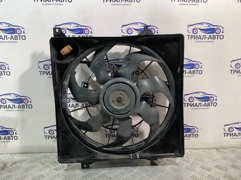 Диффузор с вентилятором радиатора KIA Sportage 2013
