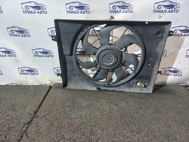 Диффузор с вентилятором радиатора Hyundai Tucson
