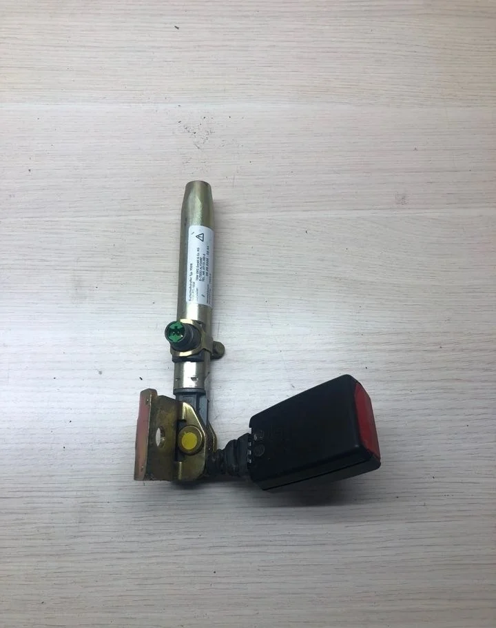 Пиропатрон задний левый Mercedes W203