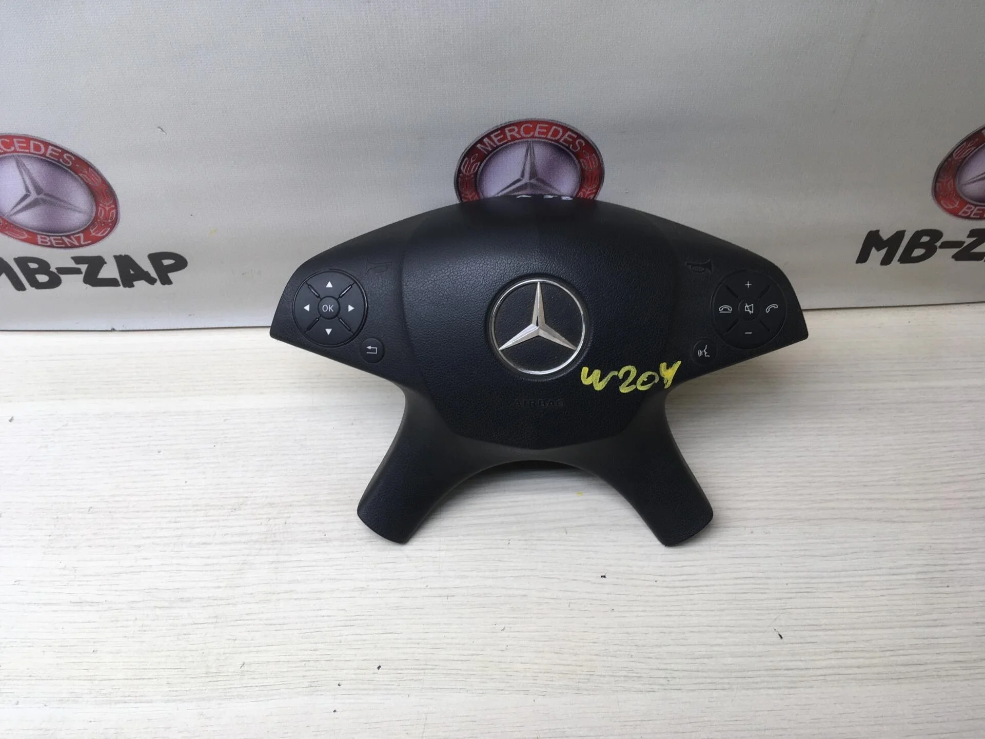 Подушка безопасности в руль Mercedes W204