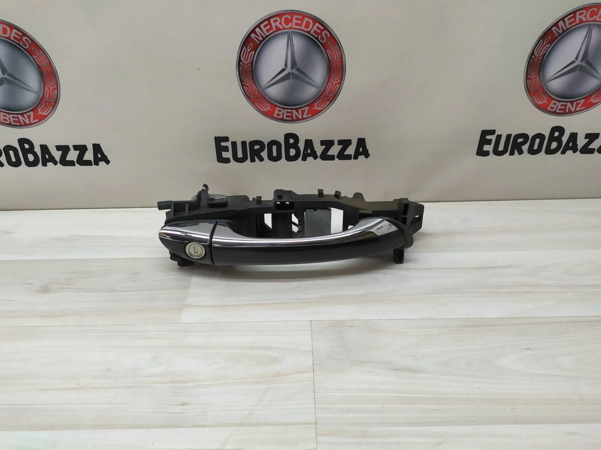Ручка двери передняя правая + скоба Mercedes W219