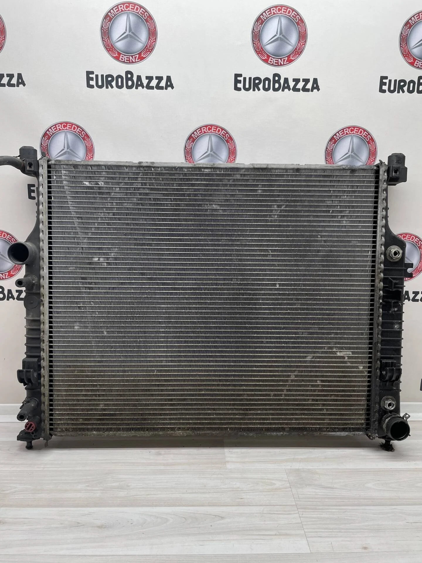 Радиатор охлаждения ДВС Mercedes X164