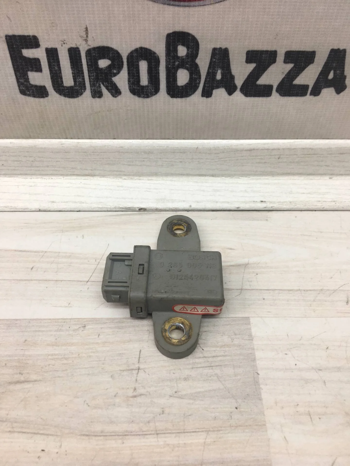 Датчик ускорения Mercedes W208